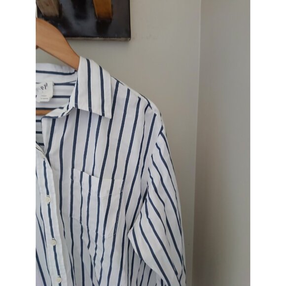 GAP The Big Shirt - Picture 3 of 10